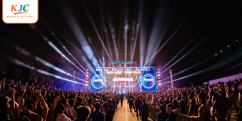 Chơi Là Chất Bài Hát Truyền Thống Đầy Tự Hào Của RR88