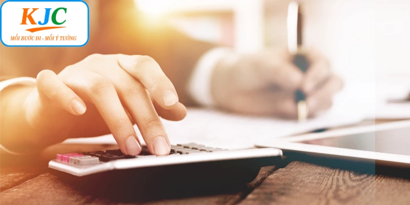 Tìm hiểu về bộ phận hành chính tại liên minh quốc tế